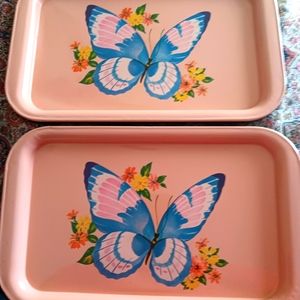 Vintage 1950s metal tray 2 of them